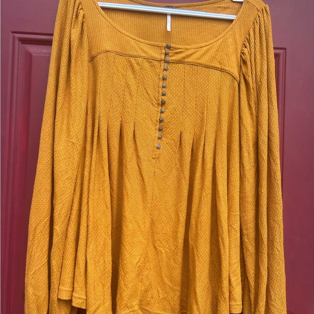 Free People Mustard Button-Front Blouse size large babydoll style with pleats